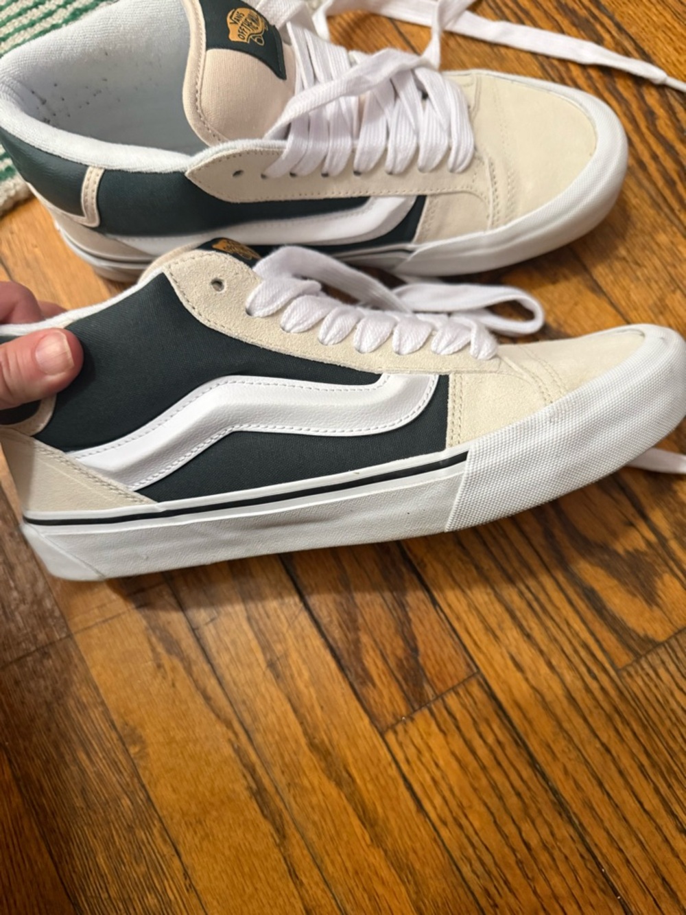 Vans Men’s White, Cream & Dark Green Knu Skool Mid